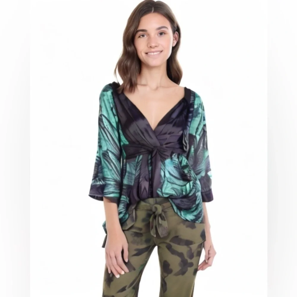 Apostrophe Green and Black Tropical Palm Print Top Large - Picture 2 of 13